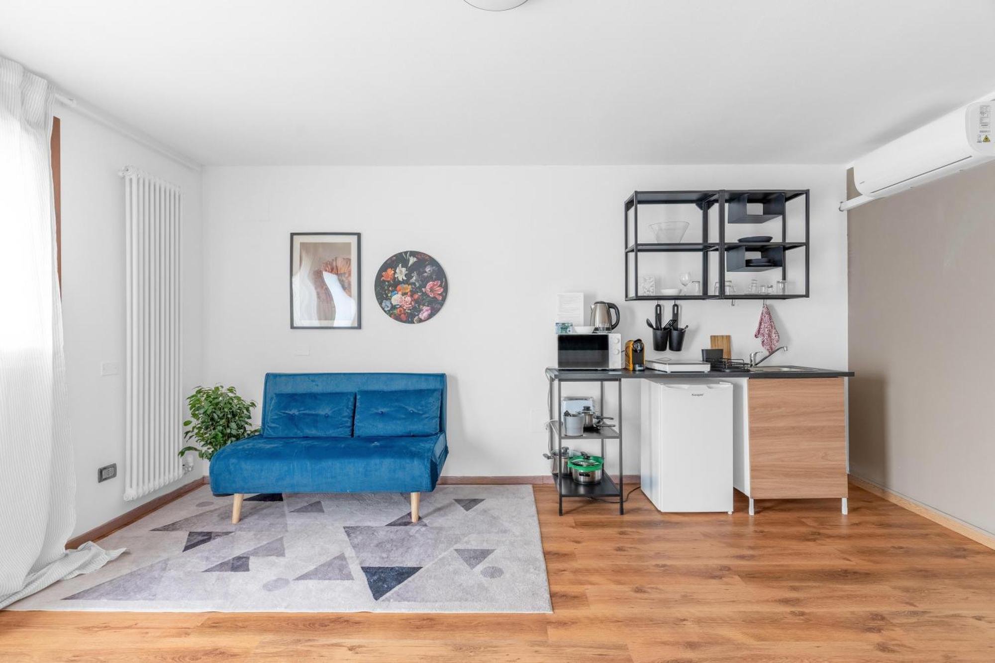 -Free Pool And Parking- Garda House Apartments Castelnuovo del Garda Bagian luar foto