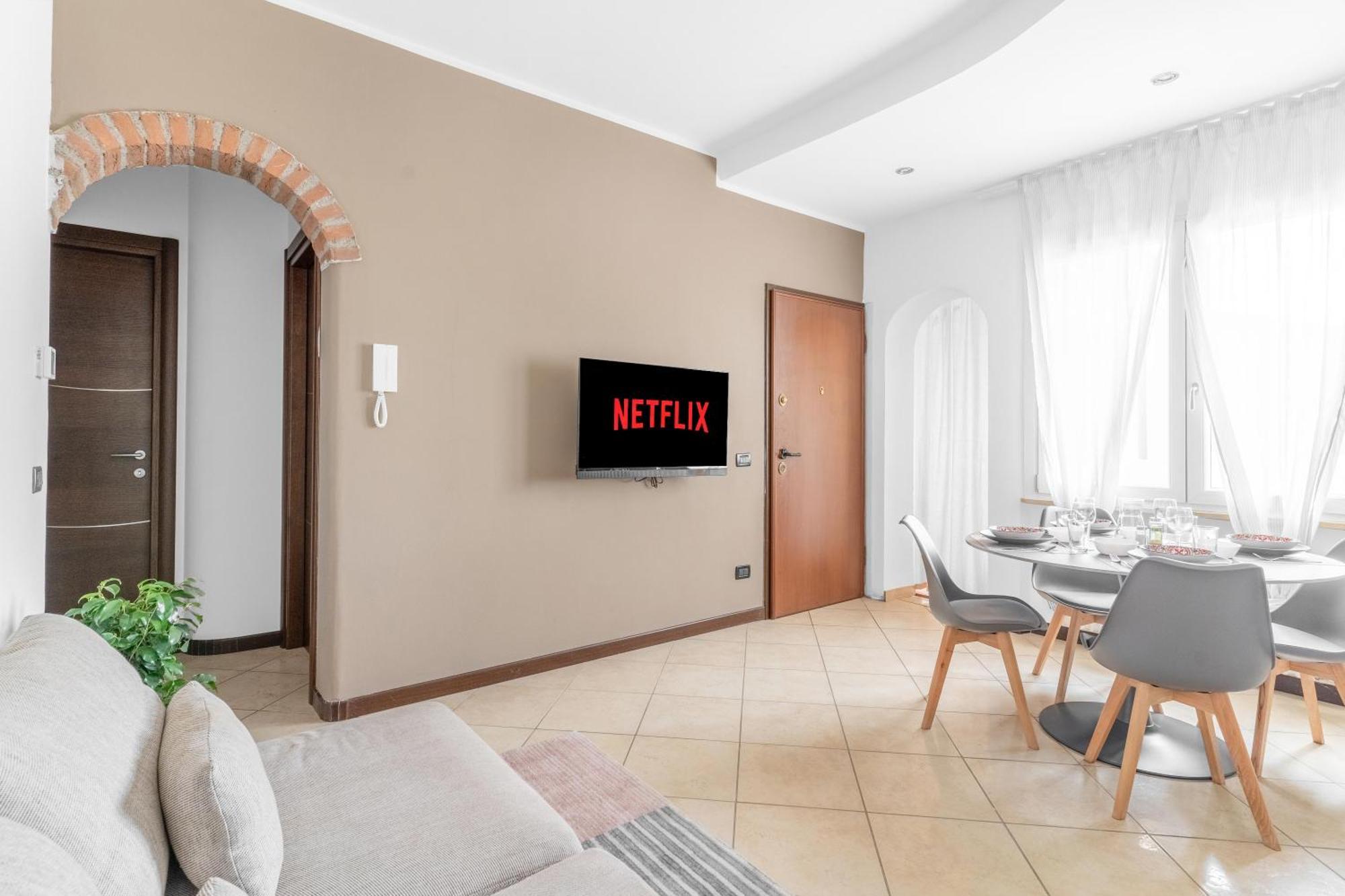 -Free Pool And Parking- Garda House Apartments Castelnuovo del Garda Bagian luar foto