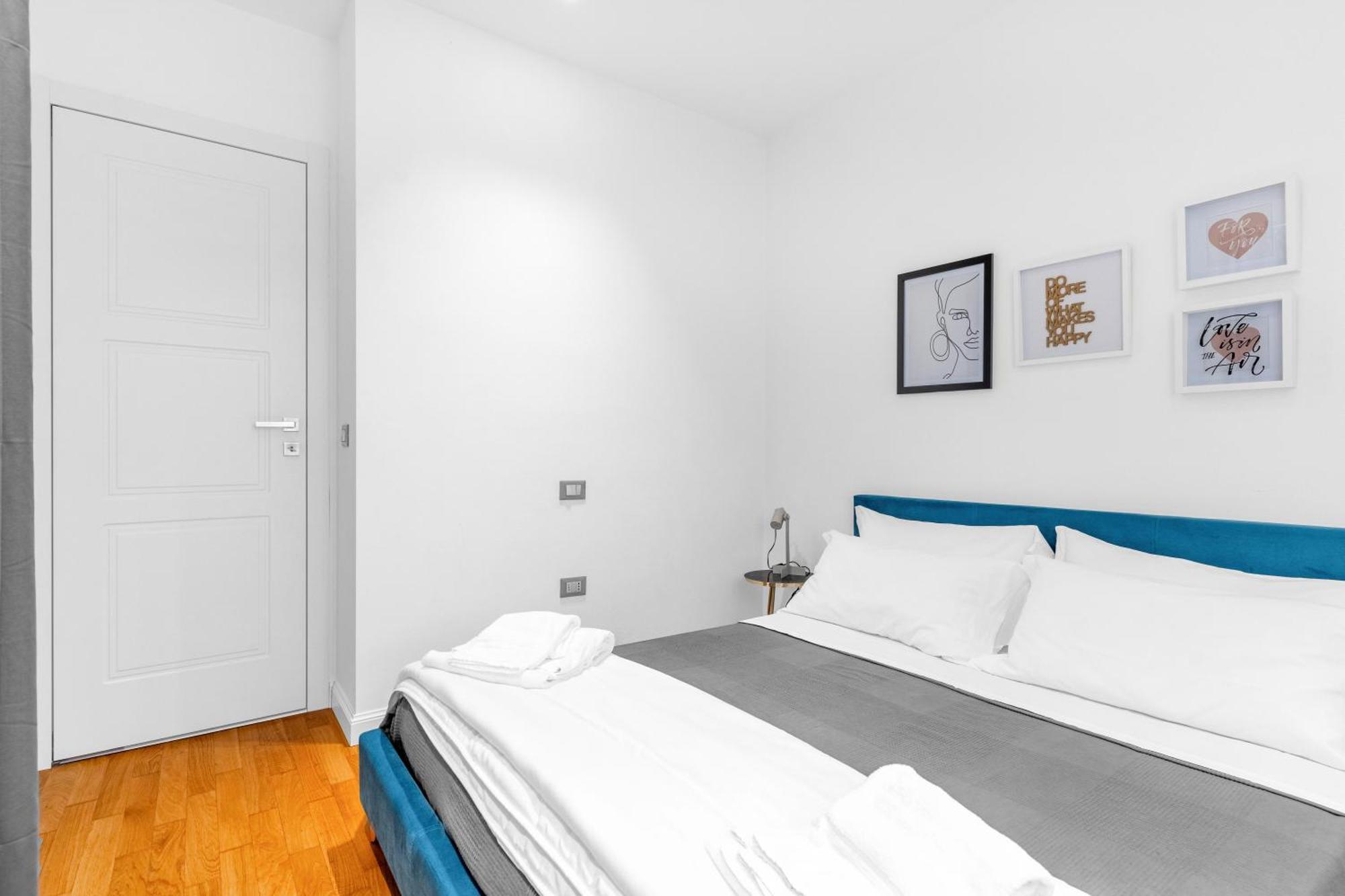 -Free Pool And Parking- Garda House Apartments Castelnuovo del Garda Bagian luar foto